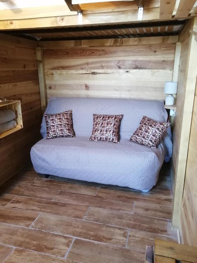 Patrice Et Chrstel Cabane En Bois Chatuzange-le-Goubet Экстерьер фото